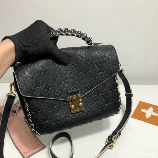 POCHETTE METIS VUITTON LOUIS 0419